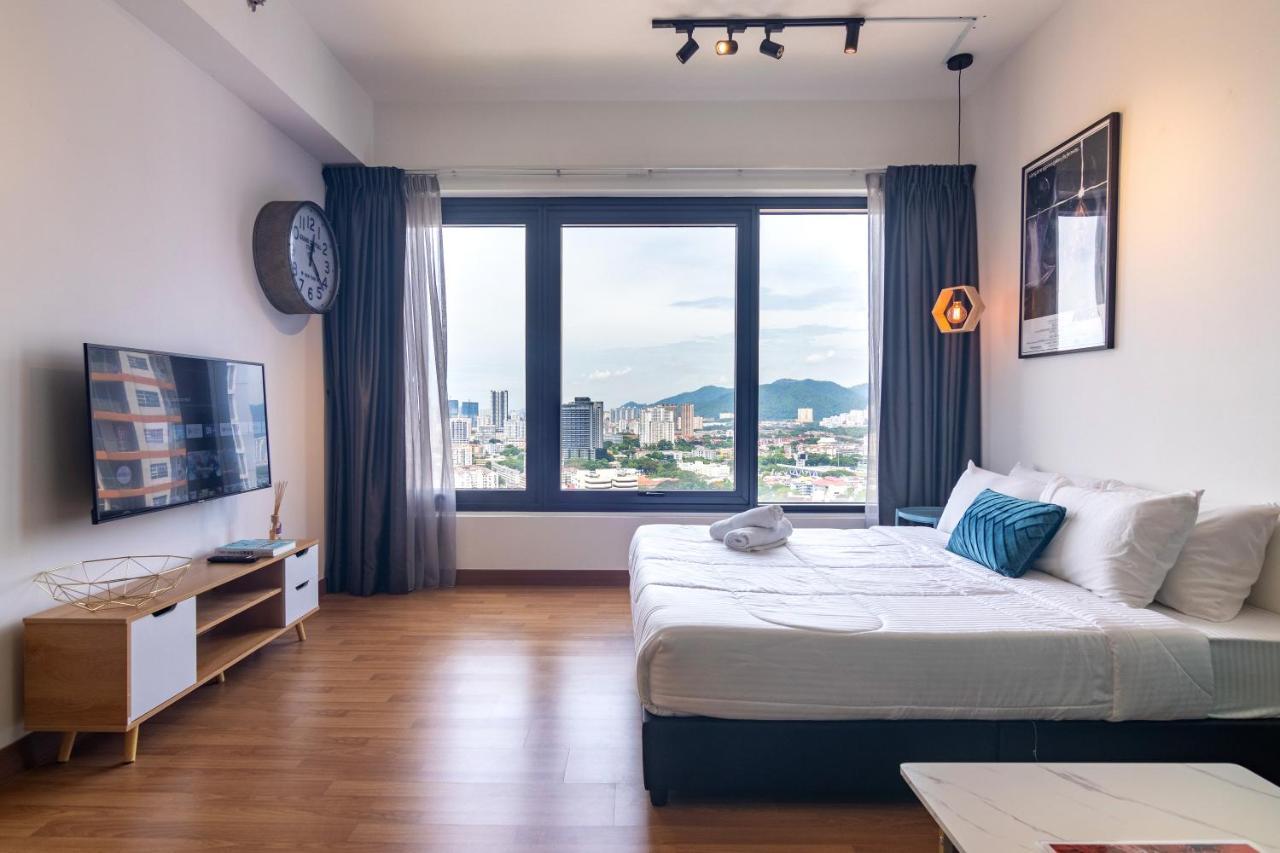 Tropicana 218 Macalister X Airlevate Suites Джорджтаун Экстерьер фото
