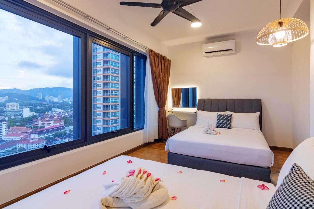 Tropicana 218 Macalister X Airlevate Suites Джорджтаун Экстерьер фото