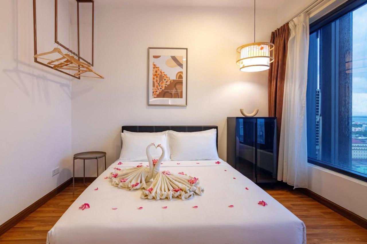 Tropicana 218 Macalister X Airlevate Suites Джорджтаун Экстерьер фото