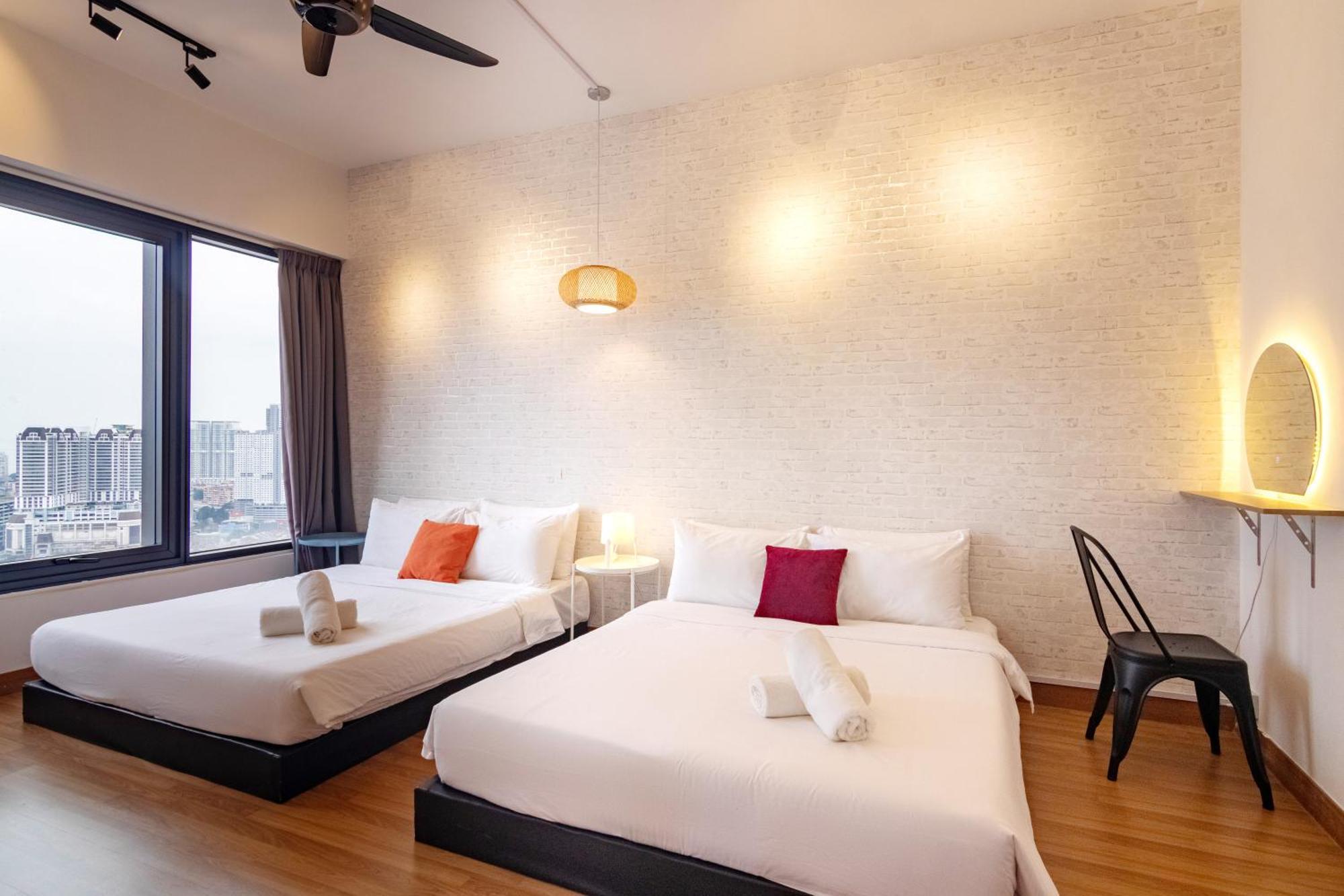 Tropicana 218 Macalister X Airlevate Suites Джорджтаун Экстерьер фото