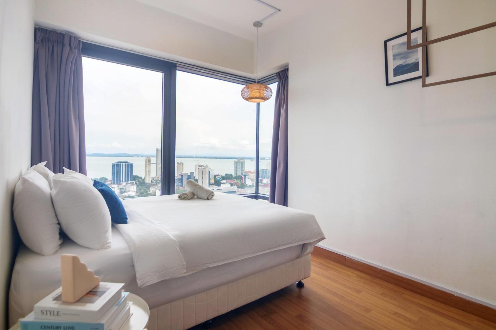 Tropicana 218 Macalister X Airlevate Suites Джорджтаун Экстерьер фото