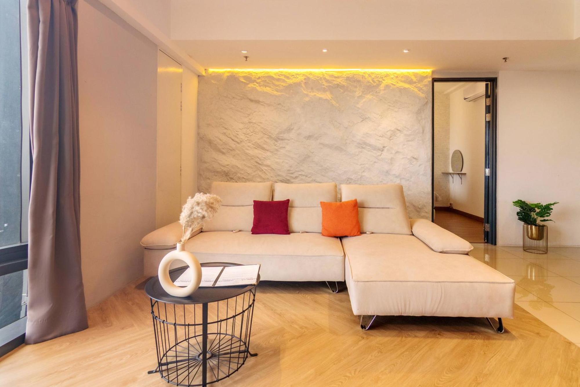Tropicana 218 Macalister X Airlevate Suites Джорджтаун Экстерьер фото