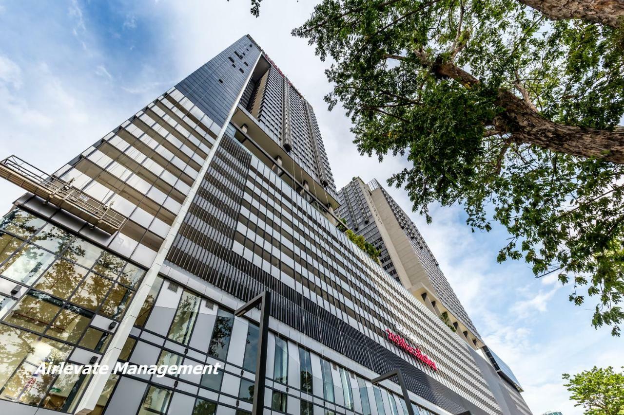 Tropicana 218 Macalister X Airlevate Suites Джорджтаун Экстерьер фото